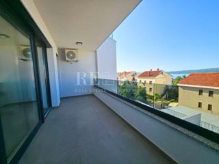 Dramalj - stanovanje s pogledom na morje, novogradnja