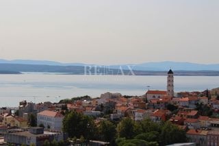 CRIKVENICA - Gradbišče s čudovitim panoramskim razgledom