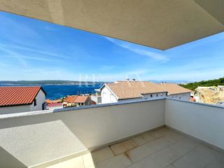 CRIKVENICA - Prostorno 3 sobno stanovanje v novogradnji