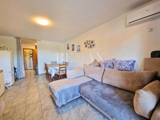 Novi Vinodolski - dvoetažni apartma blizu morja