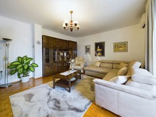 Selce – Etaža z Vrtom, Garažo in Apartmajem za Goste