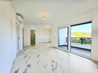 Otok Krk, Čižići - apartma v novogradnji