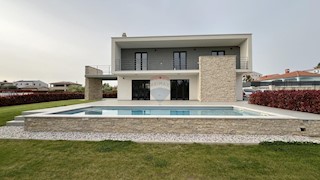 Hiša Nova Vas, Poreč, 140m2