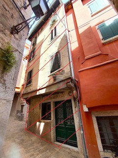 Hiša Rovinj, 51m2