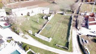 Hiša Tinjan, 350m2