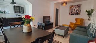 Stanovanje/Apartma Supetarska Draga, Rab, 84m2