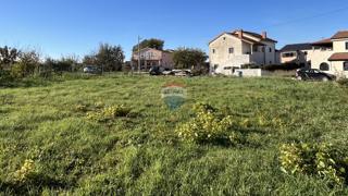 Stavbno zemljišče Poreč, 767m2