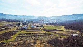 Buzet, 2.525m2