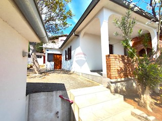 Hiša Rovinj, 120m2