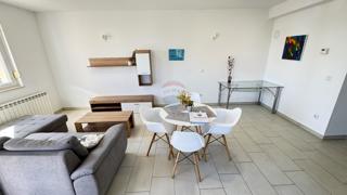 Stanovanje/Apartma Hosti, Rijeka, 67m2