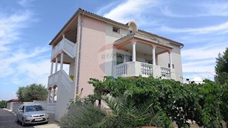 Hiša Galižana, Vodnjan, 2.322m2