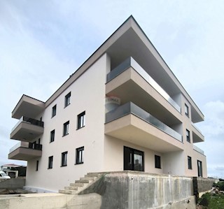 Stanovanje/Apartma Banjole, Medulin, 83m2