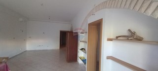 Poslovni prostori Veruda, Pula, 152,30m2