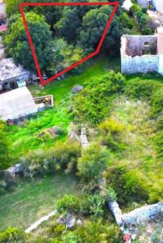 Stavbno zemljišče Rovinj, 340m2