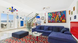 Crikvenica, Selce – Štirisobno stanovanje v prvi vrsti ob morju