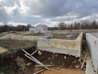 Stavbno zemljišče Kanfanar, 400m2