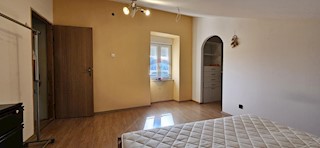 Stanovanje/Apartma Centar, Pula, 86m2