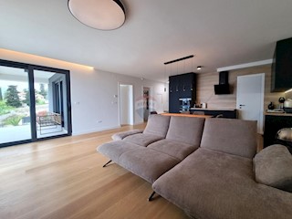 Stanovanje/Apartma Costabella, Rijeka, 78,93m2
