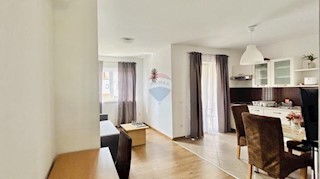 Stanovanje/Apartma Poreč, 78,13m2