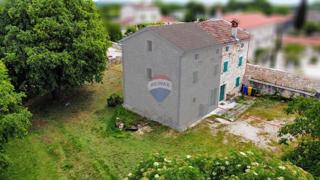 Hiša Rovinjsko Selo, Rovinj, 110m2