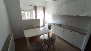 Hiša Črnomerec, 200m2