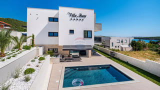 Hiša Barbat na Rabu, Rab, 300m2