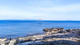 Istra, Kavran – parcela ob plaži, pogled na morje