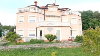 Hiša Umag, 395m2