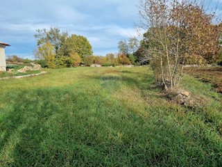 Juršići, Svetvinčenat, 820m2