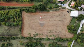 Stavbno zemljišče Pićan, 60.000m2