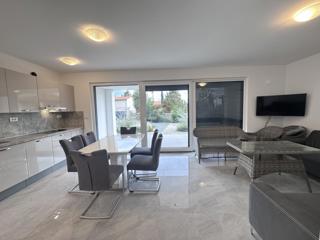 Stanovanje/Apartma Malinska, Malinska-Dubašnica, 76,50m2