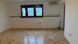Stanovanje/Apartma Kurilovec, Velika Gorica, 351m2