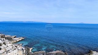 Istra, Kavran – parcela ob plaži, pogled na morje