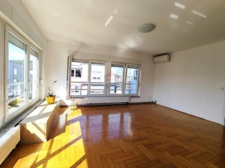 Stanovanje/Apartma Donje Vrapče, Stenjevec, 82,77m2