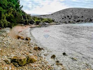 Stavbno zemljišče Ustrine, Mali Lošinj, 1.744m2