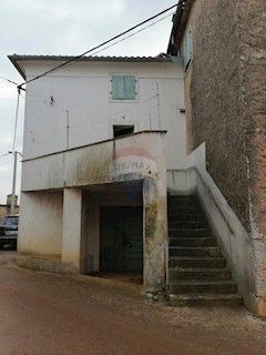 Hiša Višnjan, 201m2