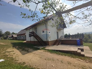 Hiša Selište Drežničko, Rakovica, 17.000m2