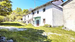 Hiša Slum, Lanišće, 195m2