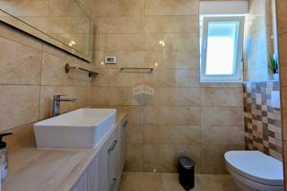 Stanovanje/Apartma Štinjan, Pula, 61,95m2