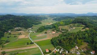 Stavbno zemljišče Mala Erpenja, Krapinske Toplice, 4.999m2