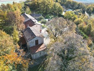 Hiša Dolenja Vas, Lupoglav, 365m2