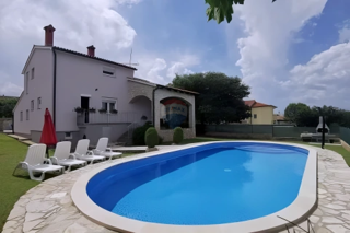 Hiša Veli vrh, Pula, 212m2