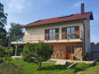 Hiša Cerovac Vukmanićki, Karlovac - Okolica, 130m2