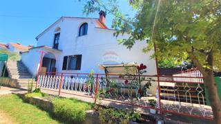 Hiša Savudrija, Umag, 180m2