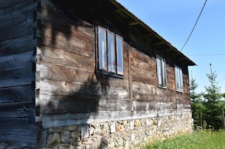 Erdelj, Generalski Stol, 719m2