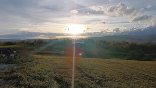 Stavbno zemljišče Tounj, 958m2