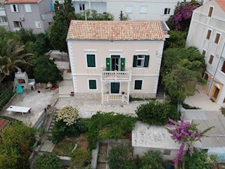 Hiša Mali Lošinj, 200m2