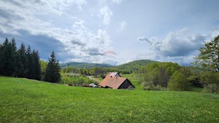 Stavbno zemljišče Stari Laz, Ravna Gora, 2.825m2