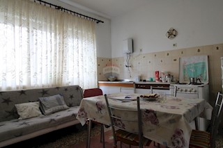 Stanovanje/Apartma Monte Zaro, Pula, 66,31m2