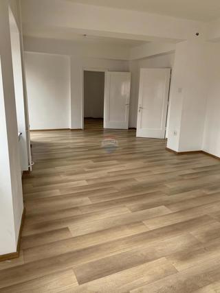 Poslovni prostor Delnice, 45m2